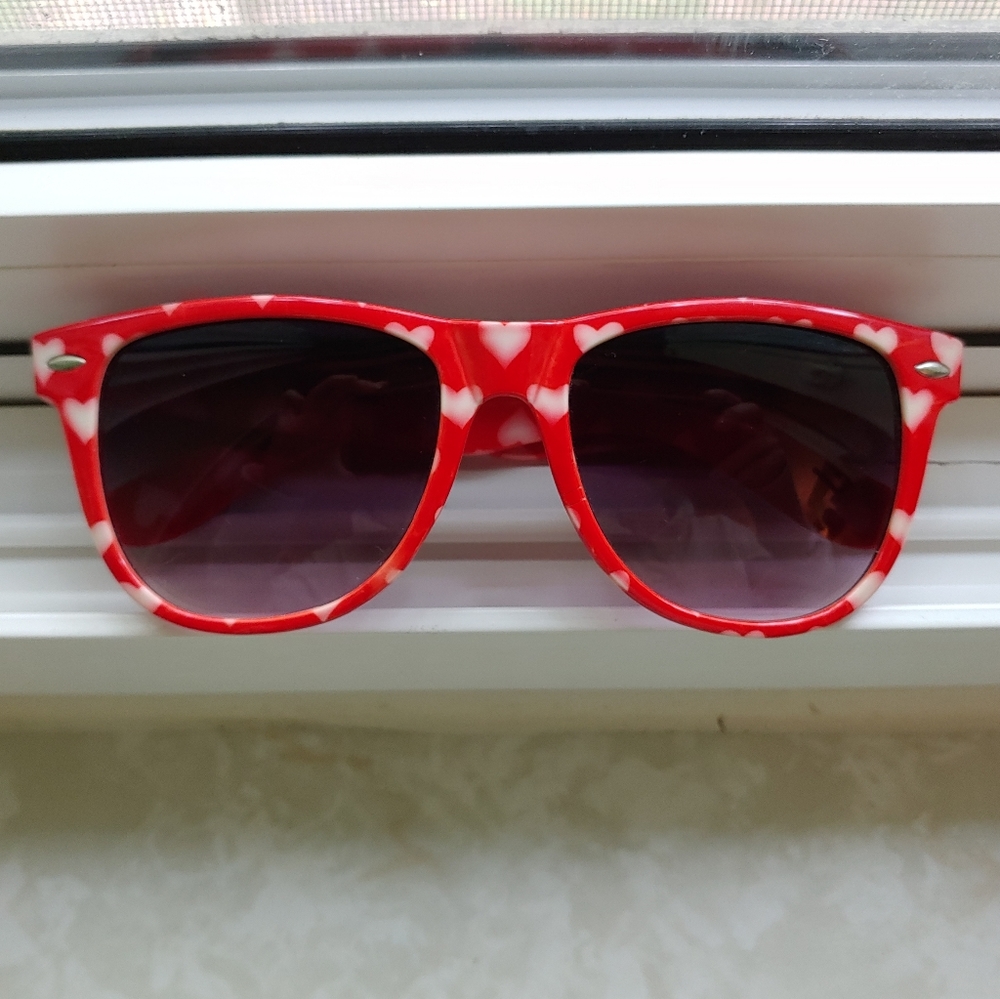 Heart Print Sunglasses ❤